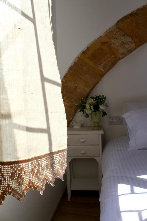 Pedieos Guest House Nicosia Buitenkant foto